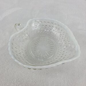 Vintage Anchor Hocking Moonstone‎ Opalescent Heart Handled Bonbon Nappy Dish